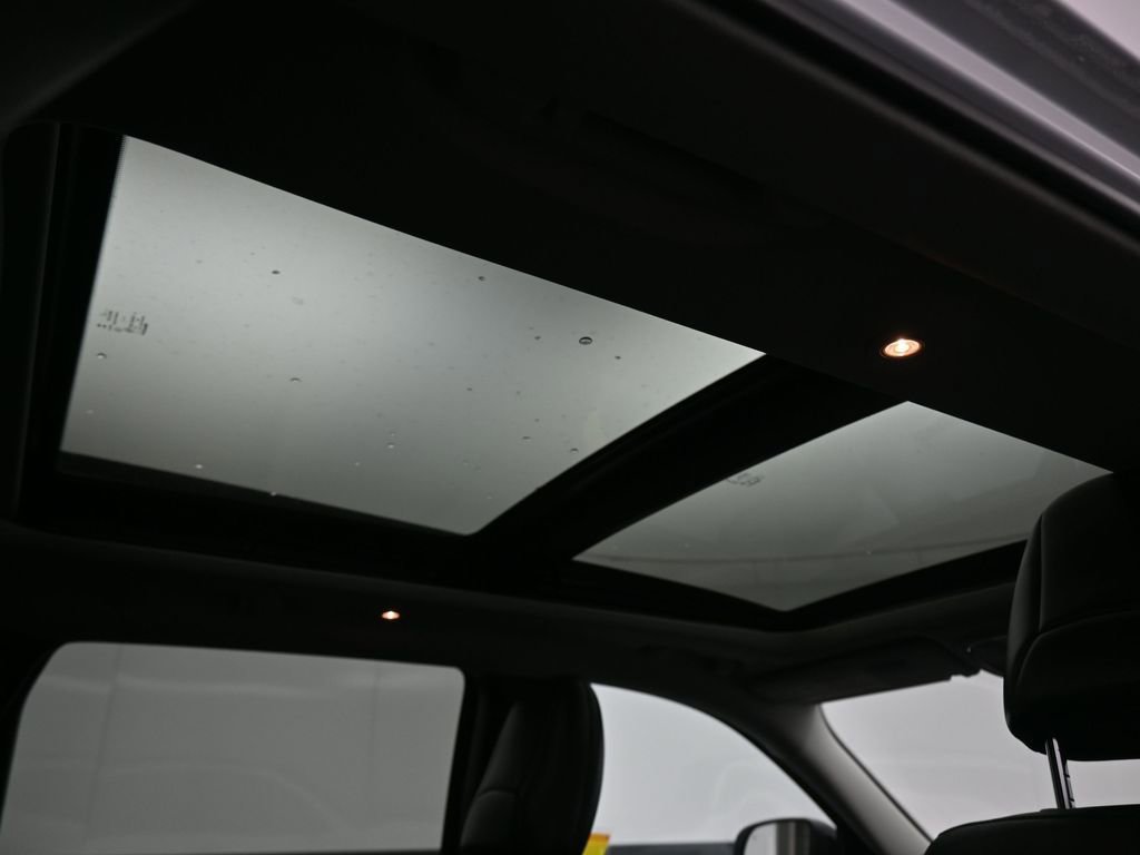 Used 2022 Jeep Cherokee Limited w/ Elite Package image 41