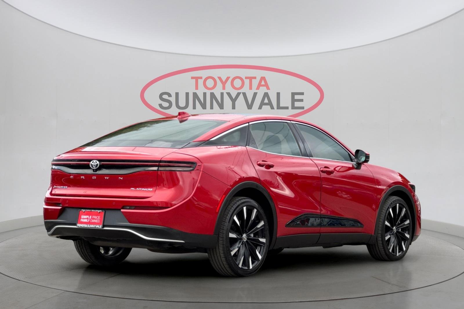 Used 2024 Toyota Crown Platinum image 3
