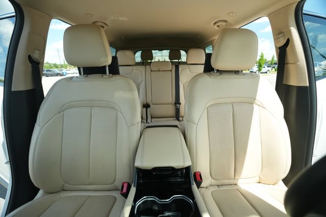 Used 2022 Jeep Grand Cherokee L Limited w/ Luxury Tech Group II AWD/4WD image 41