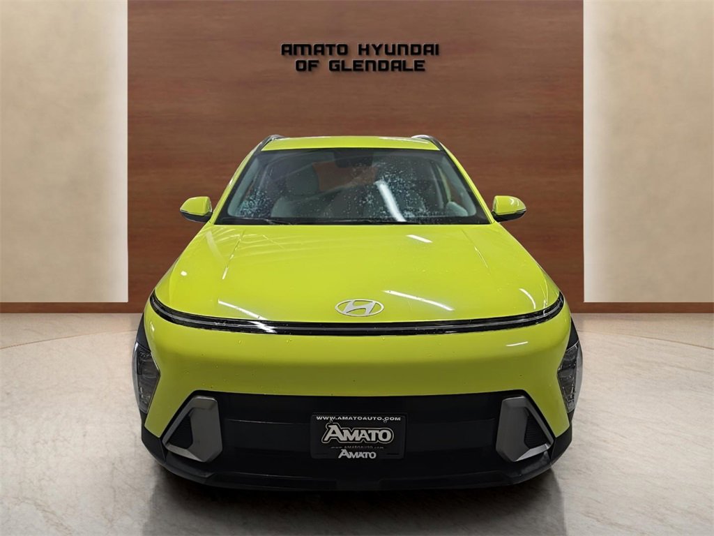 Certified 2025 Hyundai Kona SEL image 9