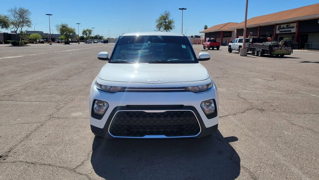 Used 2022 Kia Soul S image 3