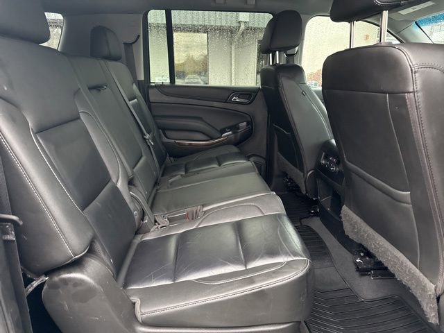 Used 2019 Chevrolet Suburban LT w/ Luxury Package AWD/4WD image 11