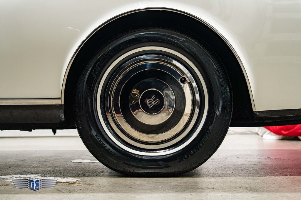 Used 1988 Rolls-Royce Corniche II RWD image 12
