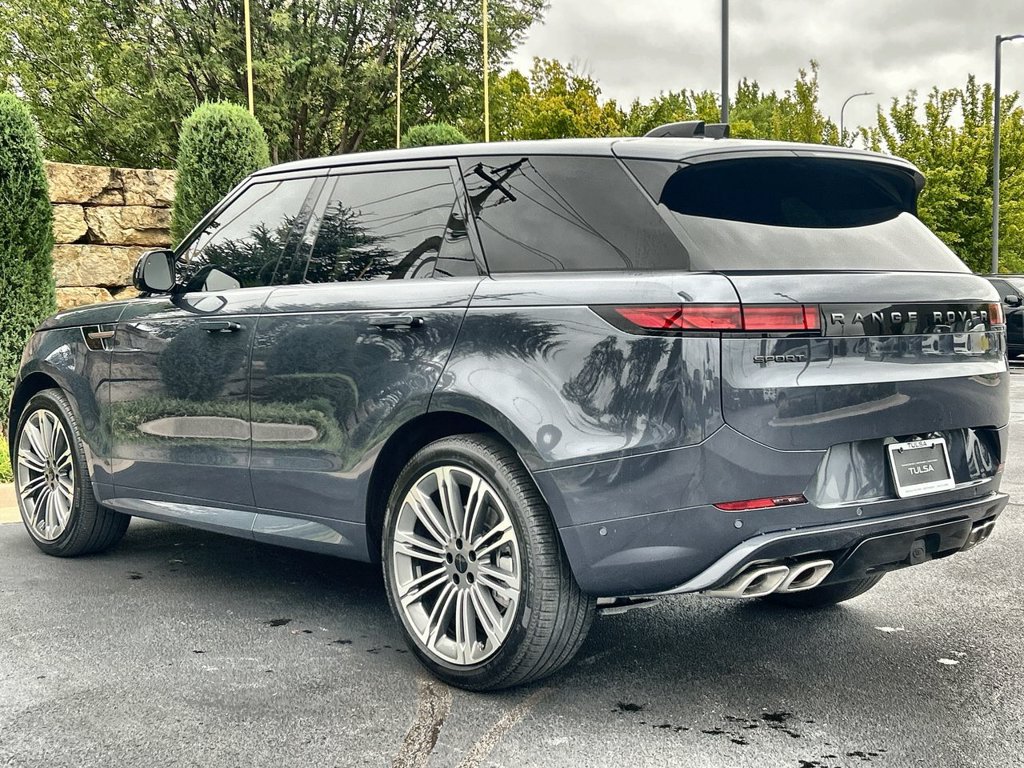 Certified 2026 Land Rover Range Rover Sport Dynamic SE AWD/4WD image 3