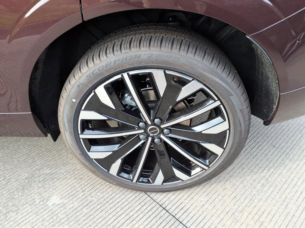 New 2026 Volvo XC60 B5 Ultra w/ Protection Package Premier image 11