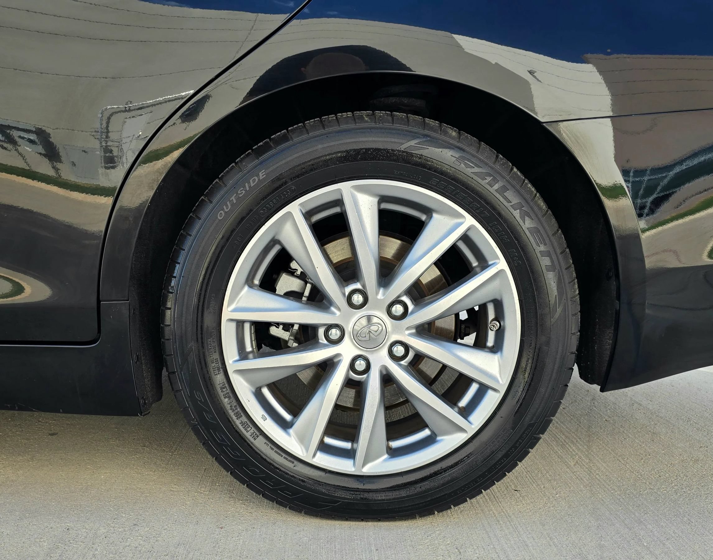 Used 2015 INFINITI Q50 Premium w/ Navigation Package AWD/4WD image 49