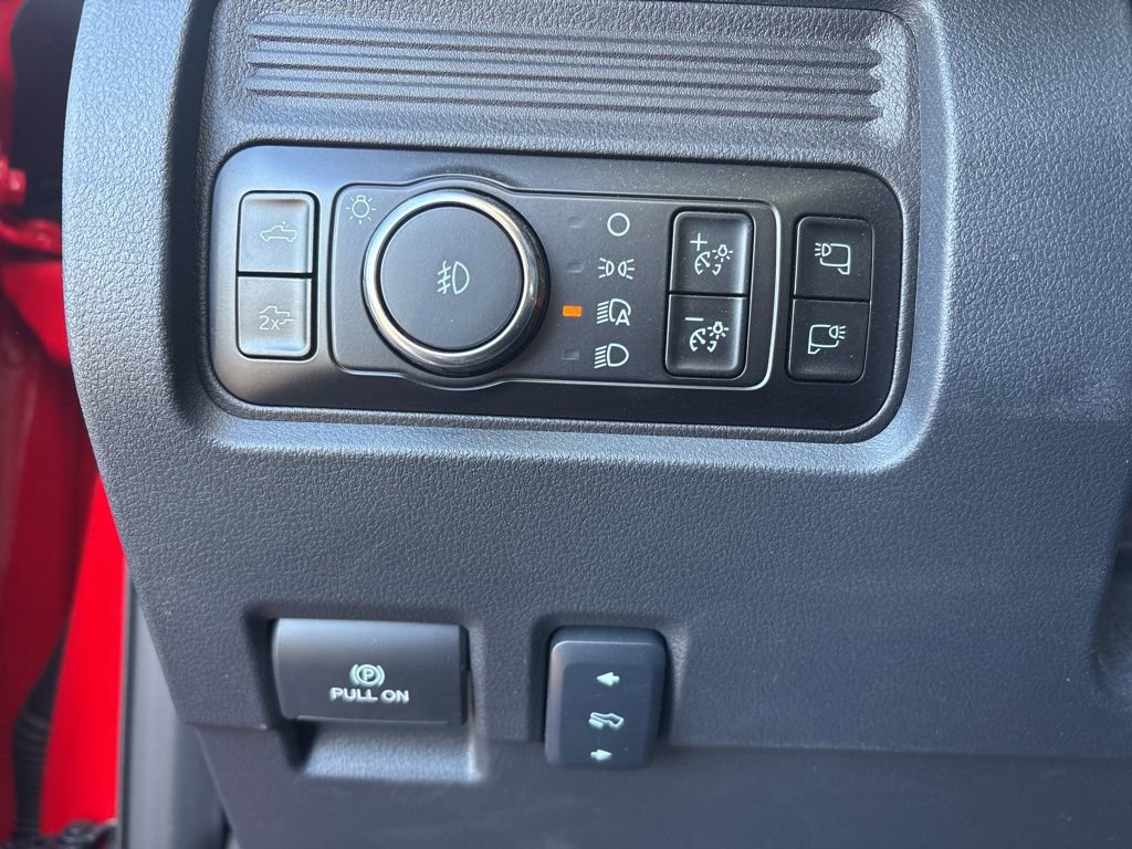 Used 2025 Ford F250 Lariat w/ Chrome Package image 9