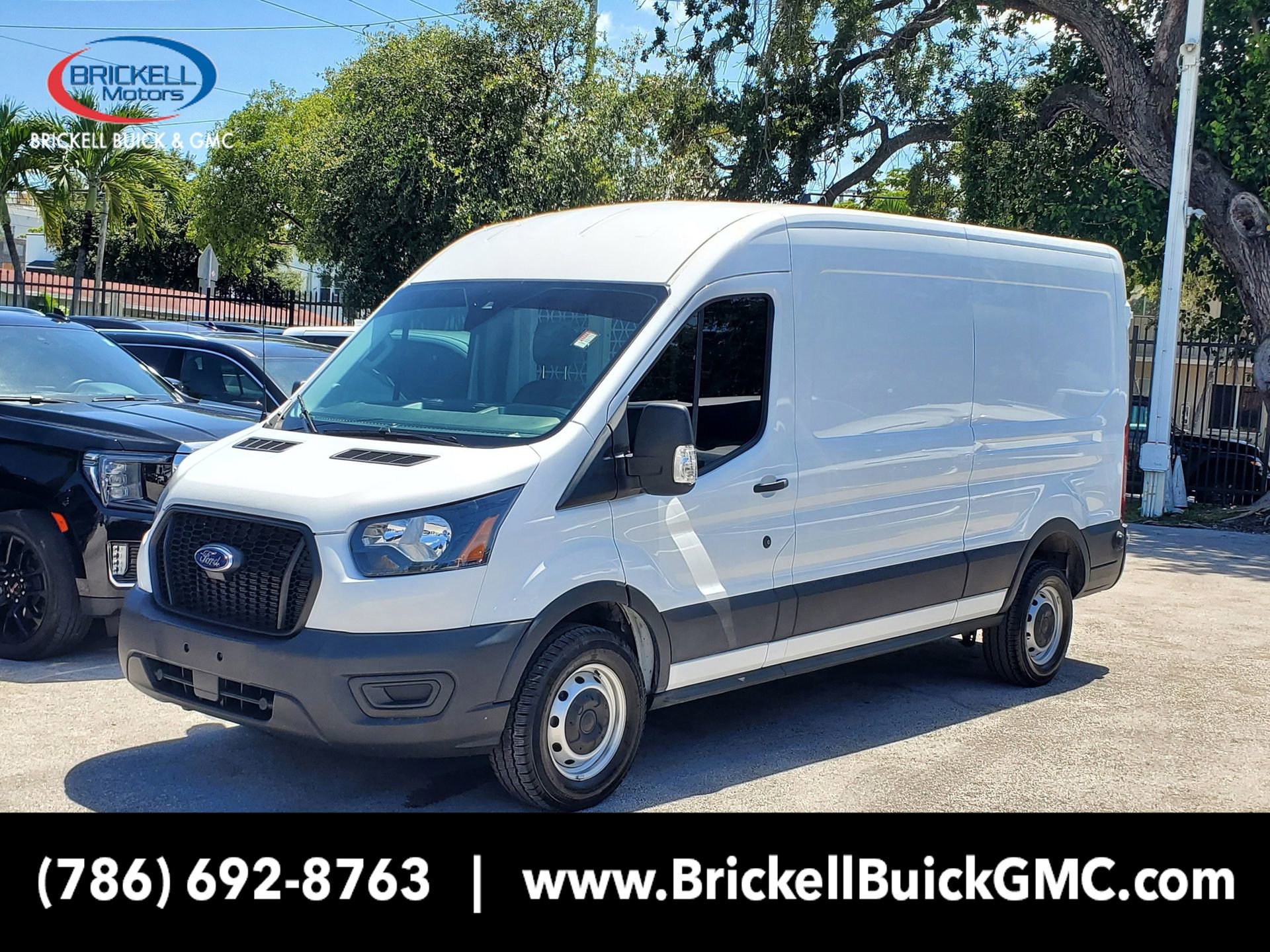 Used 2024 Ford Transit 250 148 Medium Roof RWD image 1