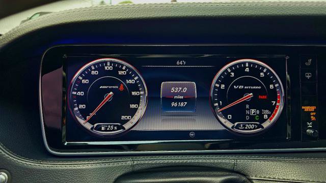 Used 2015 Mercedes-Benz S 63 AMG 4MATIC Sedan image 19