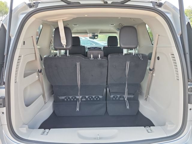 Used 2023 Chrysler Pacifica Touring-L AWD/4WD image 30