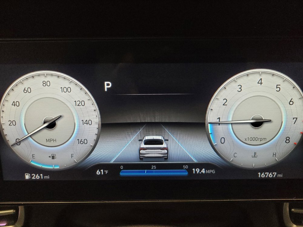 Used 2023 Hyundai Elantra Limited FWD image 23