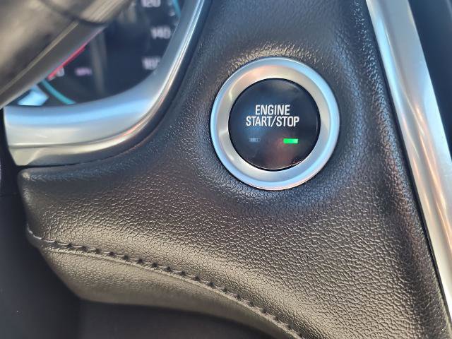 Used 2023 Chevrolet Traverse LT image 16