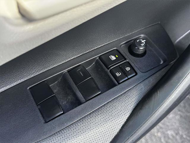 Used 2024 Toyota Corolla LE image 15