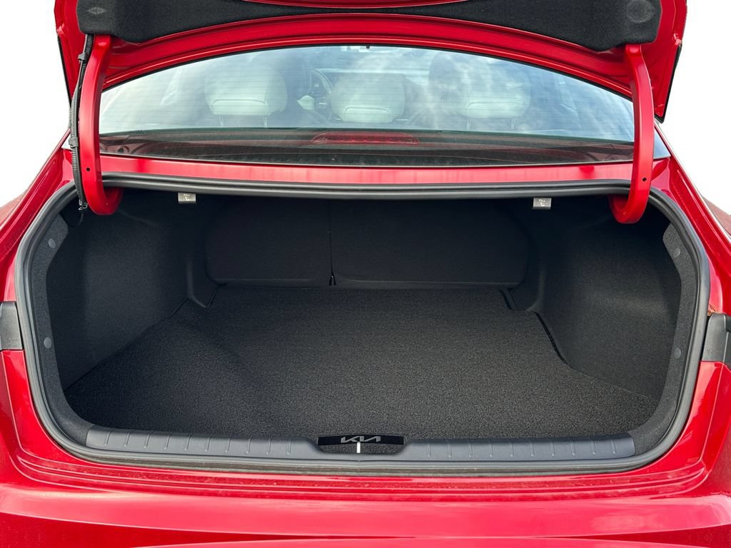 New 2026 Kia K4 GT-Line Turbo w/ GT-Line Sunroof Package FWD image 9
