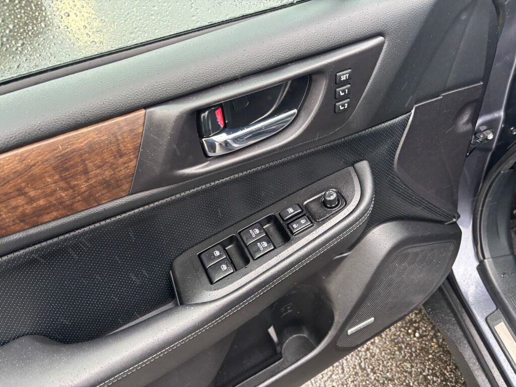 Used 2016 Subaru Outback 2.5i Limited image 19