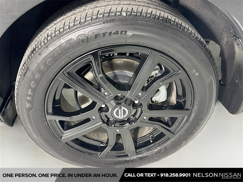 Used 2021 Nissan Kicks SV image 27