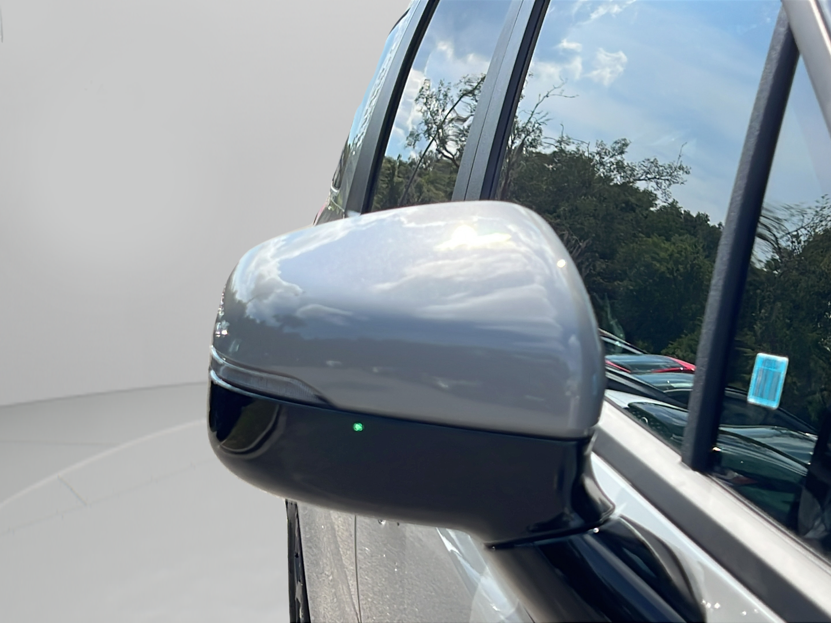 New 2026 Kia Carnival EX FWD image 11