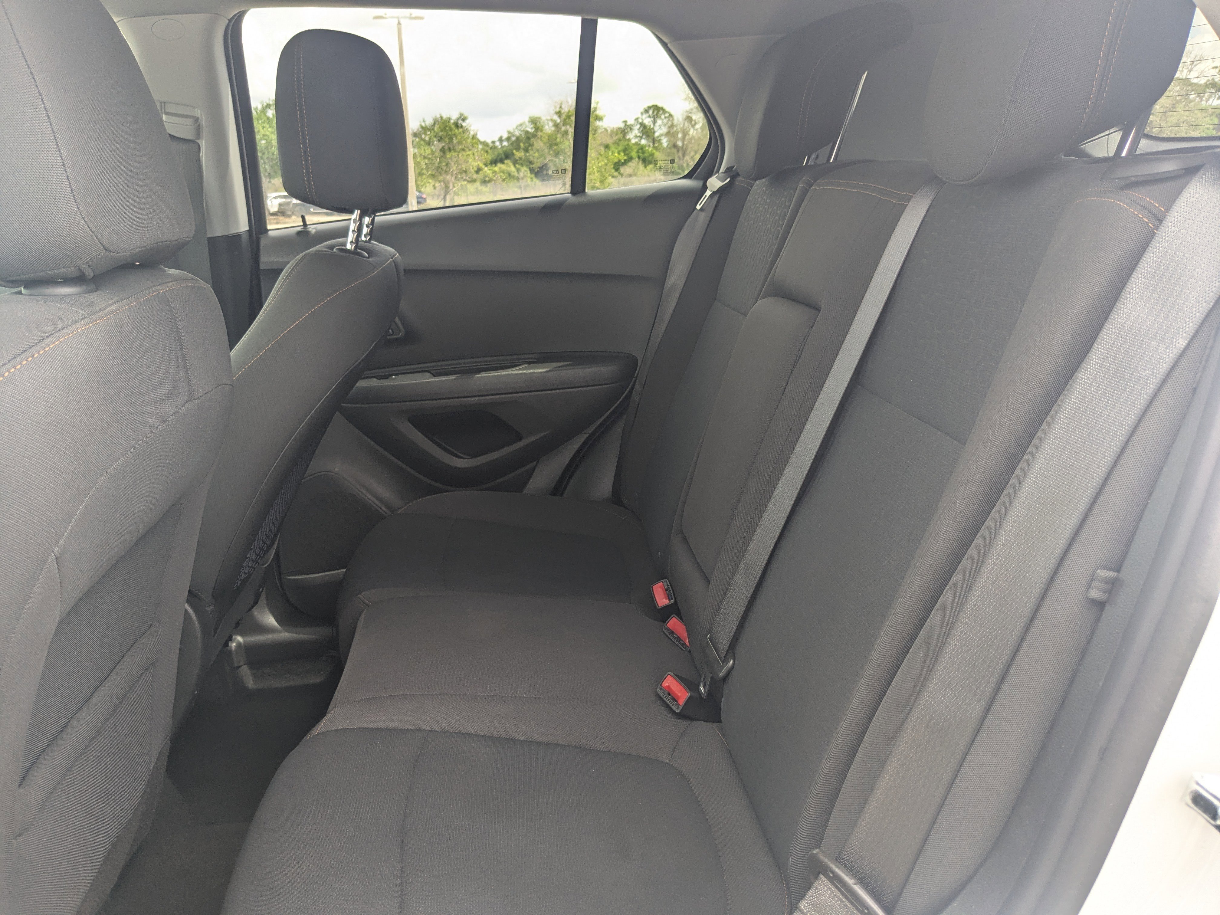 Used 2022 Chevrolet Trax LS w/ Tint and Cruise Package image 15