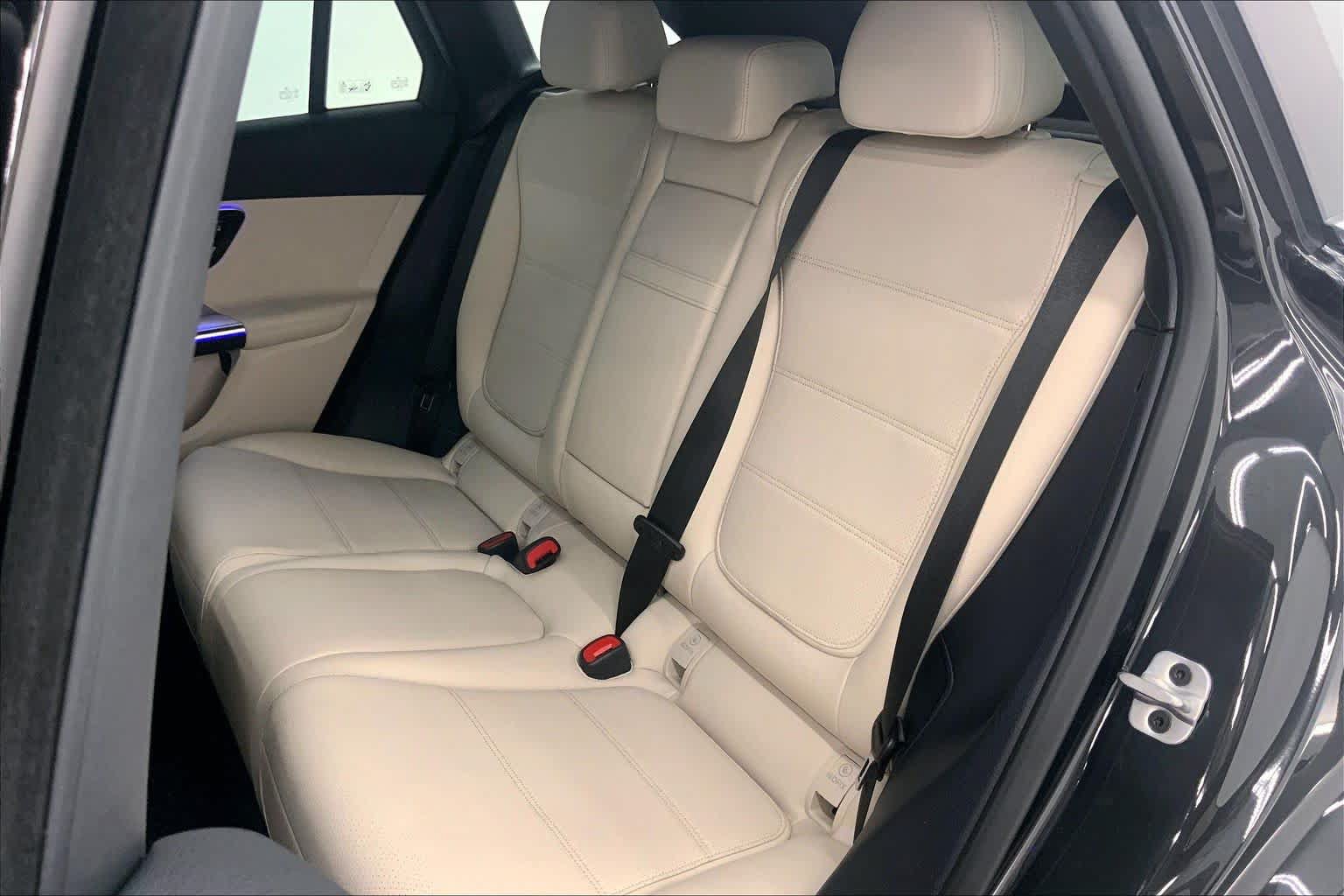 New 2026 Mercedes-Benz GLC 300 image 7