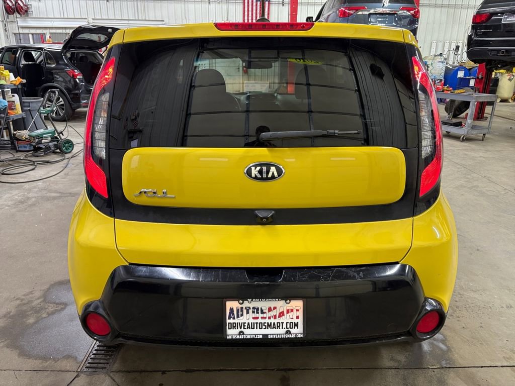 Used 2016 Kia Soul + image 27