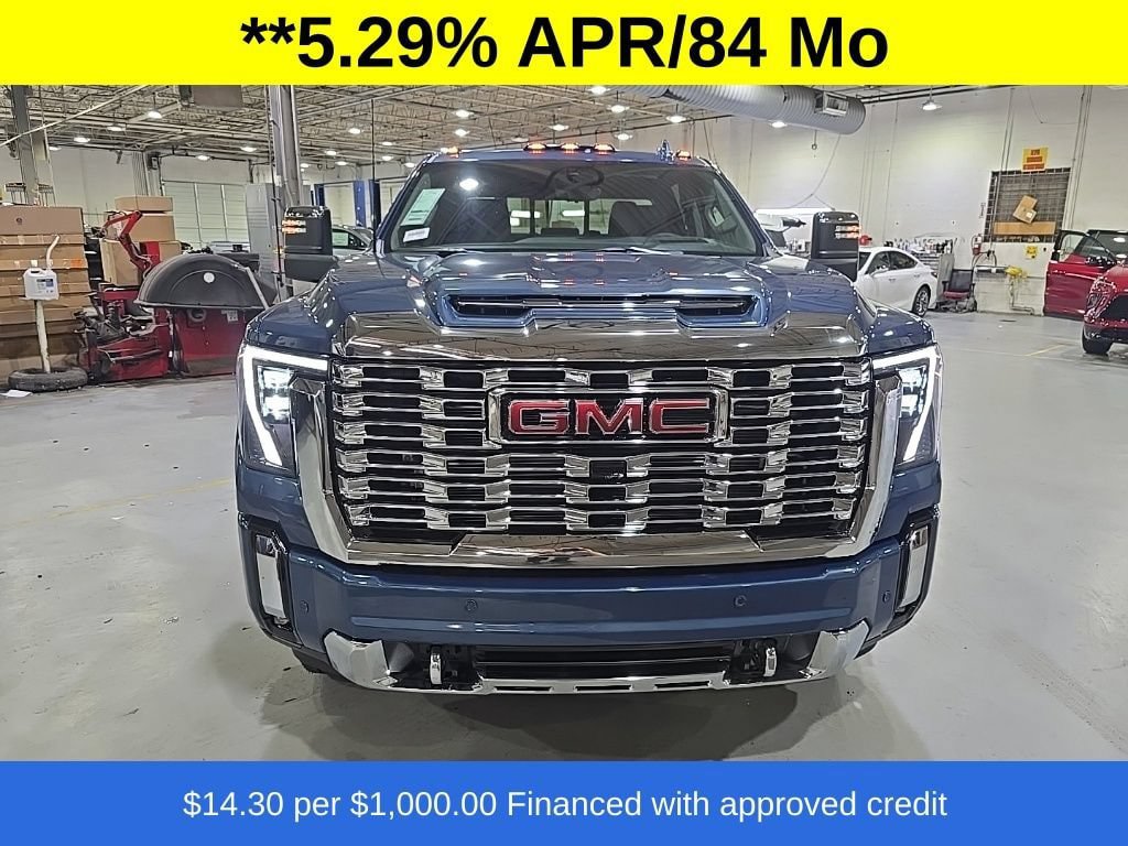 New 2026 GMC Sierra 3500 Denali w/ Denali Reserve Package AWD/4WD image 2