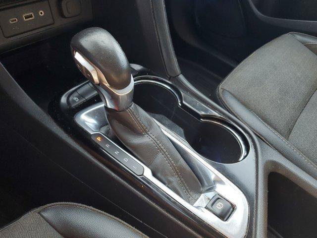 Used 2021 Buick Encore GX Preferred w/ Cold Weather Comfort Package FWD image 25