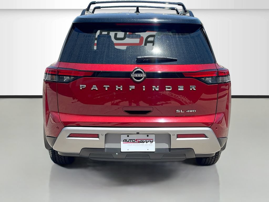 Used 2022 Nissan Pathfinder SL AWD/4WD image 6