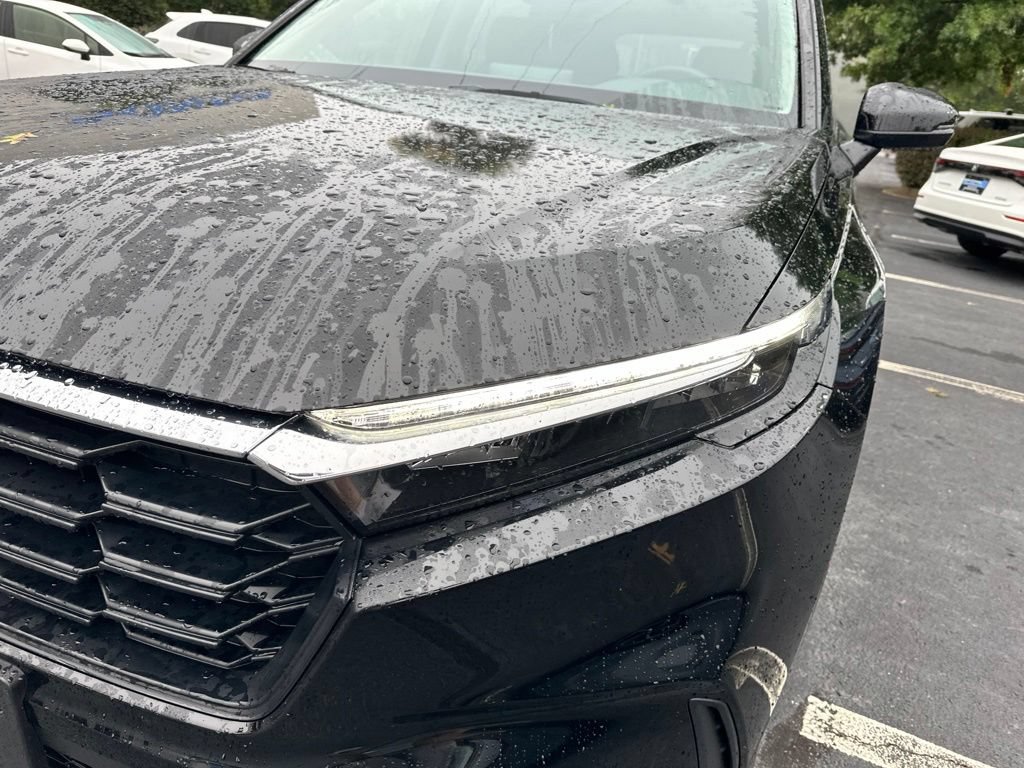Certified 2025 Honda CR-V LX image 9