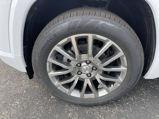 New 2026 GMC Terrain Denali w/ LPO, Floor Liner Package AWD/4WD image 10