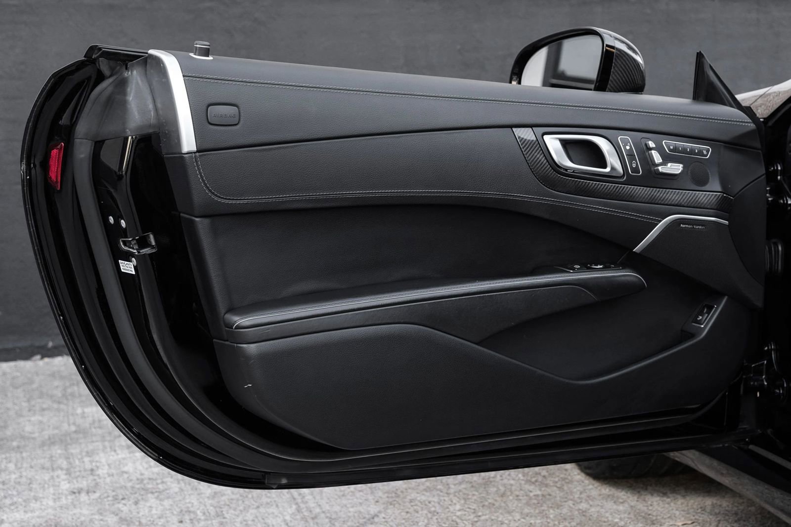 Used 2013 Mercedes-Benz SL 63 AMG image 39