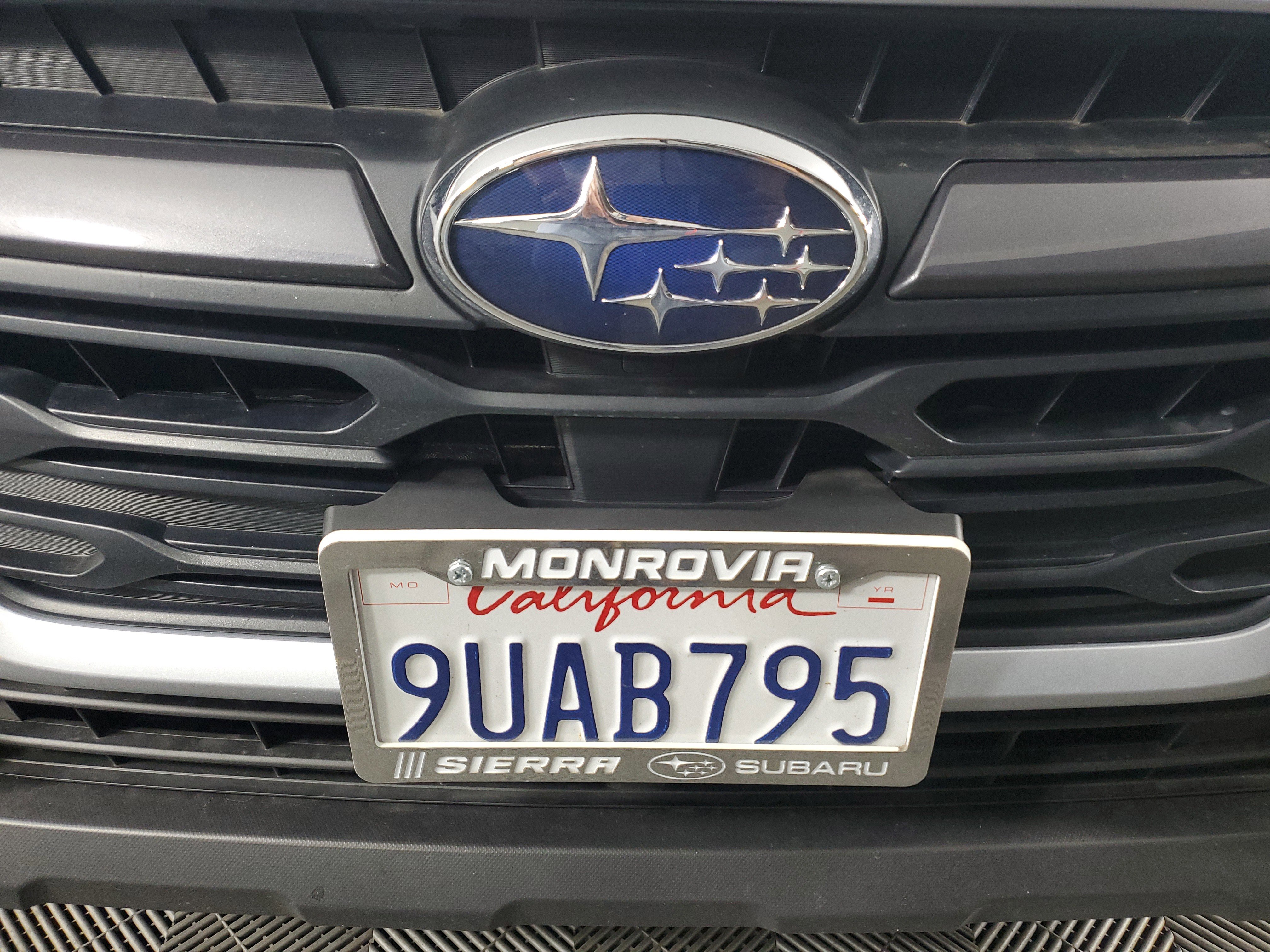 Used 2025 Subaru Outback Premium image 10