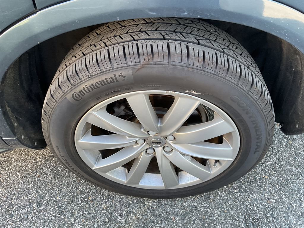 Used 2018 Volvo XC90 T6 Momentum w/ Convenience Package AWD/4WD image 6