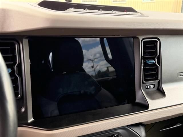 Used 2023 Ford Bronco Wildtrak AWD/4WD image 23