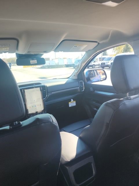 New 2025 Ford Ranger Lariat w/ FX4 Off-Road Package image 30