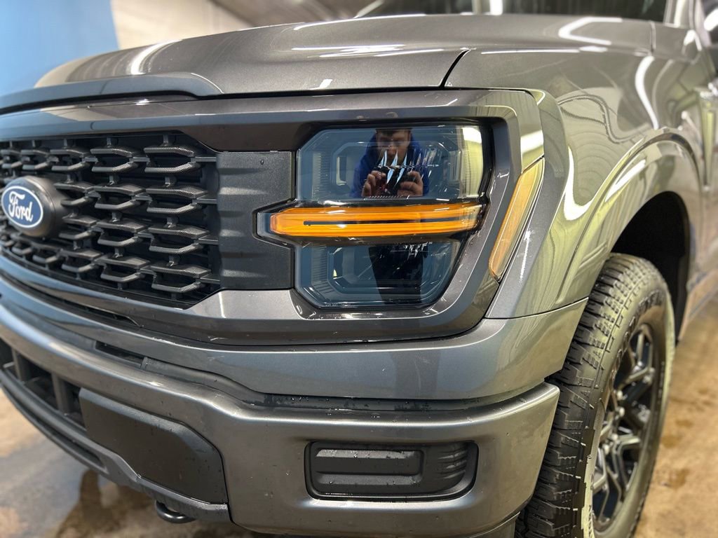 Used 2025 Ford F150 STX AWD/4WD image 6