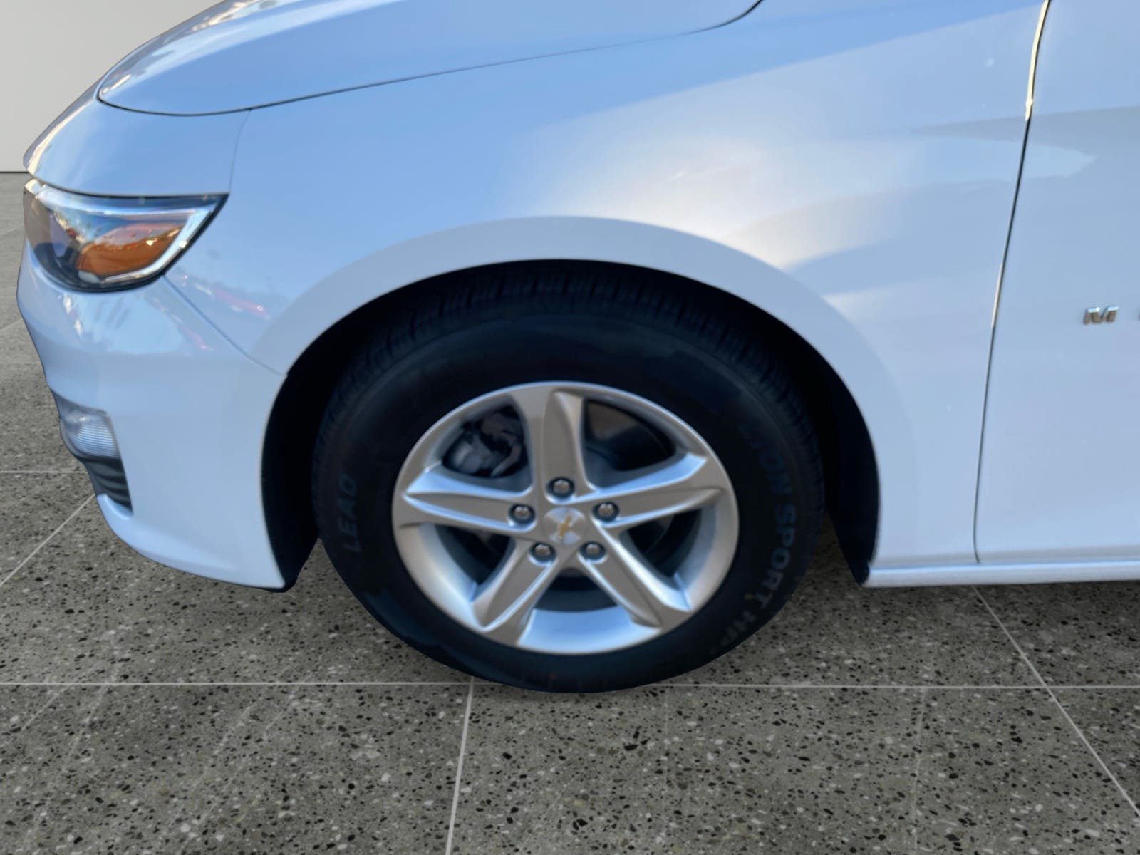 Used 2024 Chevrolet Malibu LS FWD image 14