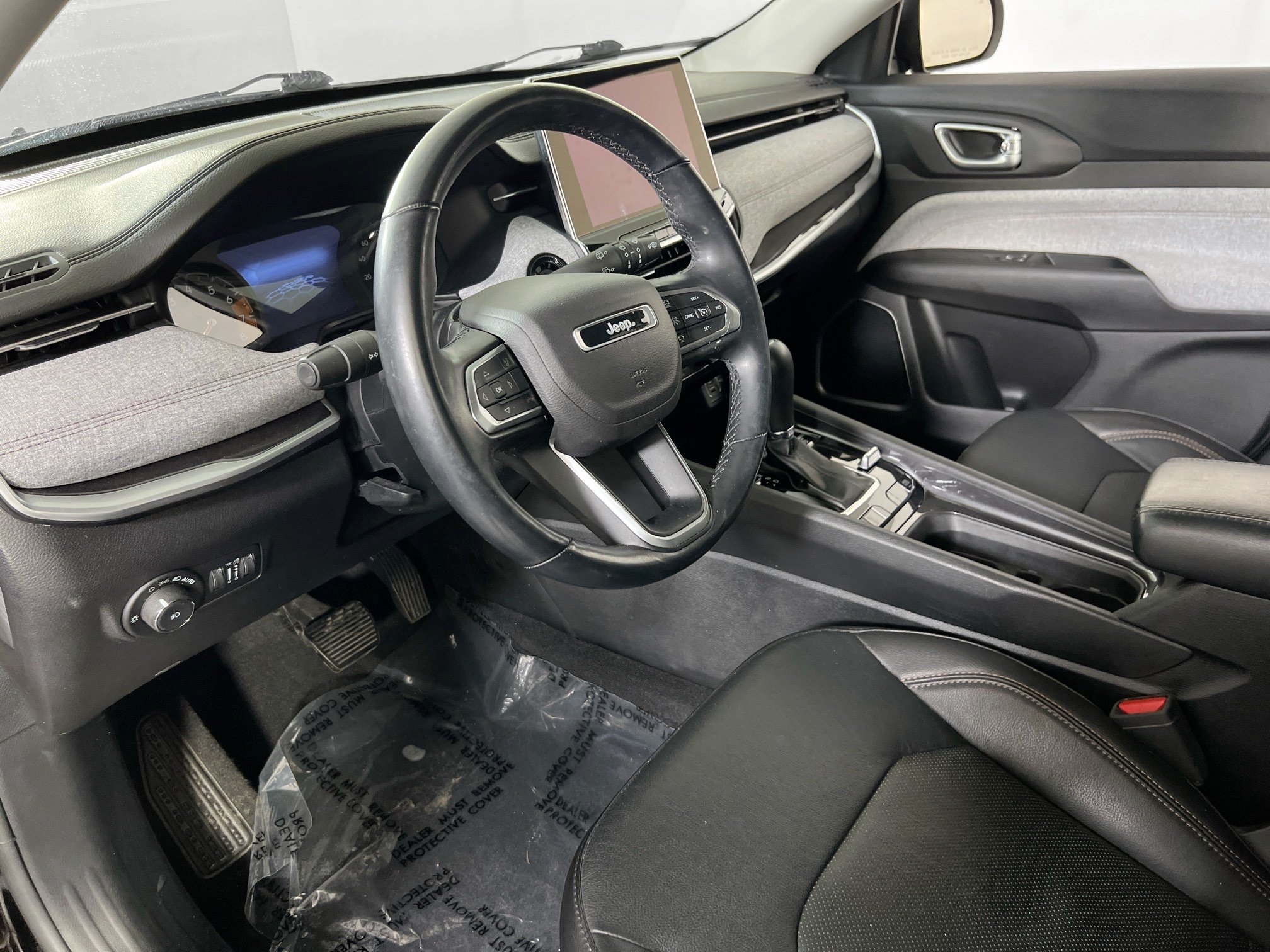 Used 2022 Jeep Compass Latitude AWD/4WD image 9