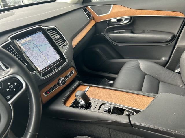 Certified 2025 Volvo XC90 B6 Plus image 19