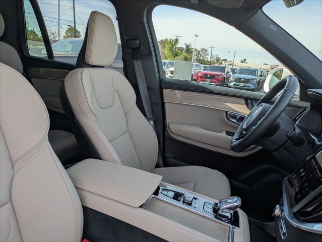 Used 2026 Volvo XC90 B6 Plus w/ Protection Package Premier image 27