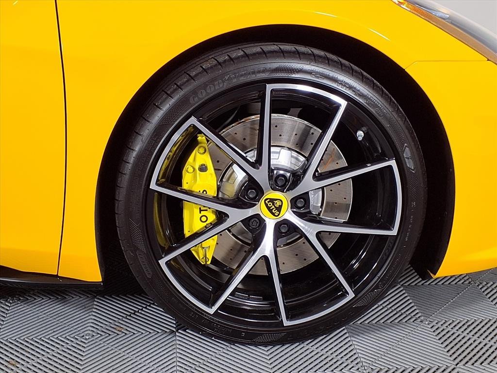 Used 2025 Lotus Emira image 32