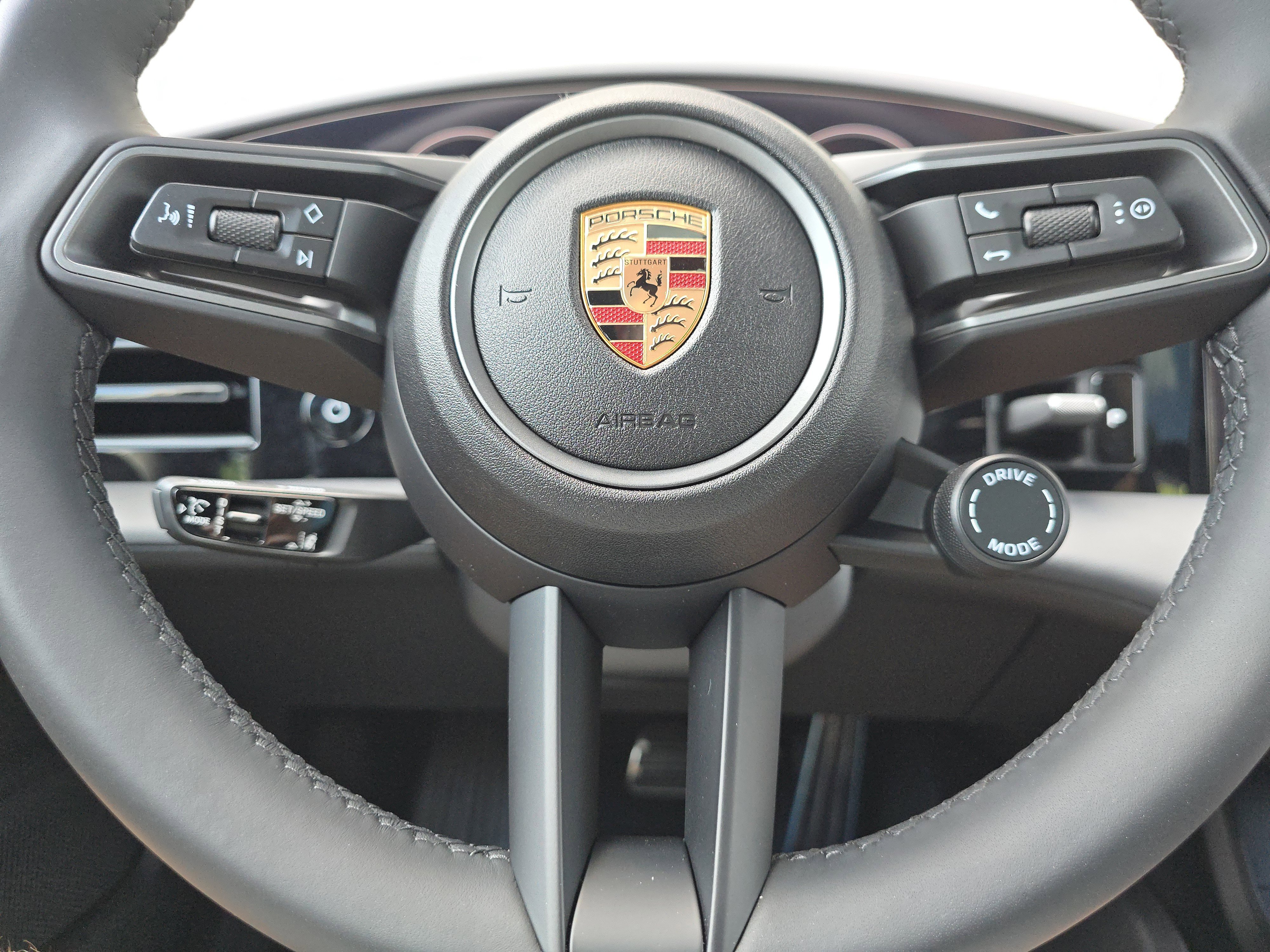 New 2025 Porsche Taycan image 19