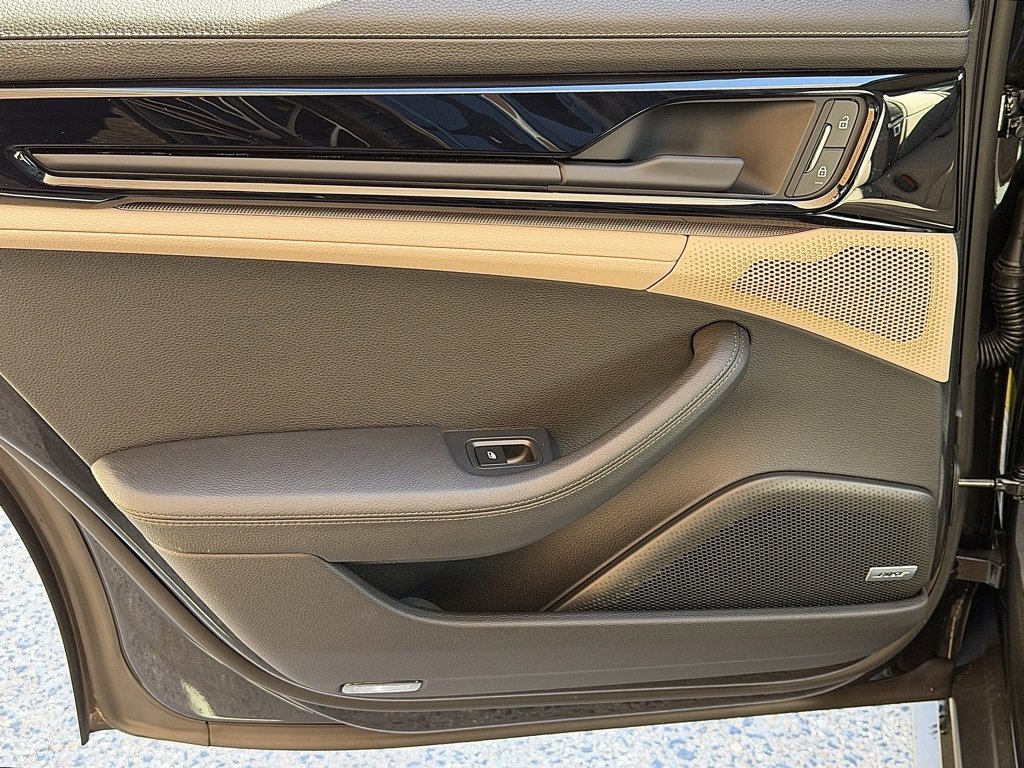 Certified 2025 Porsche Panamera 4S w/ Premium Package image 21