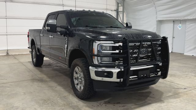 Used 2023 Ford F350 Lariat w/ Lariat Ultimate Package AWD/4WD image 7