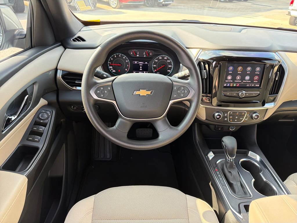 Used 2024 Chevrolet Traverse LS w/ Safety Package image 18