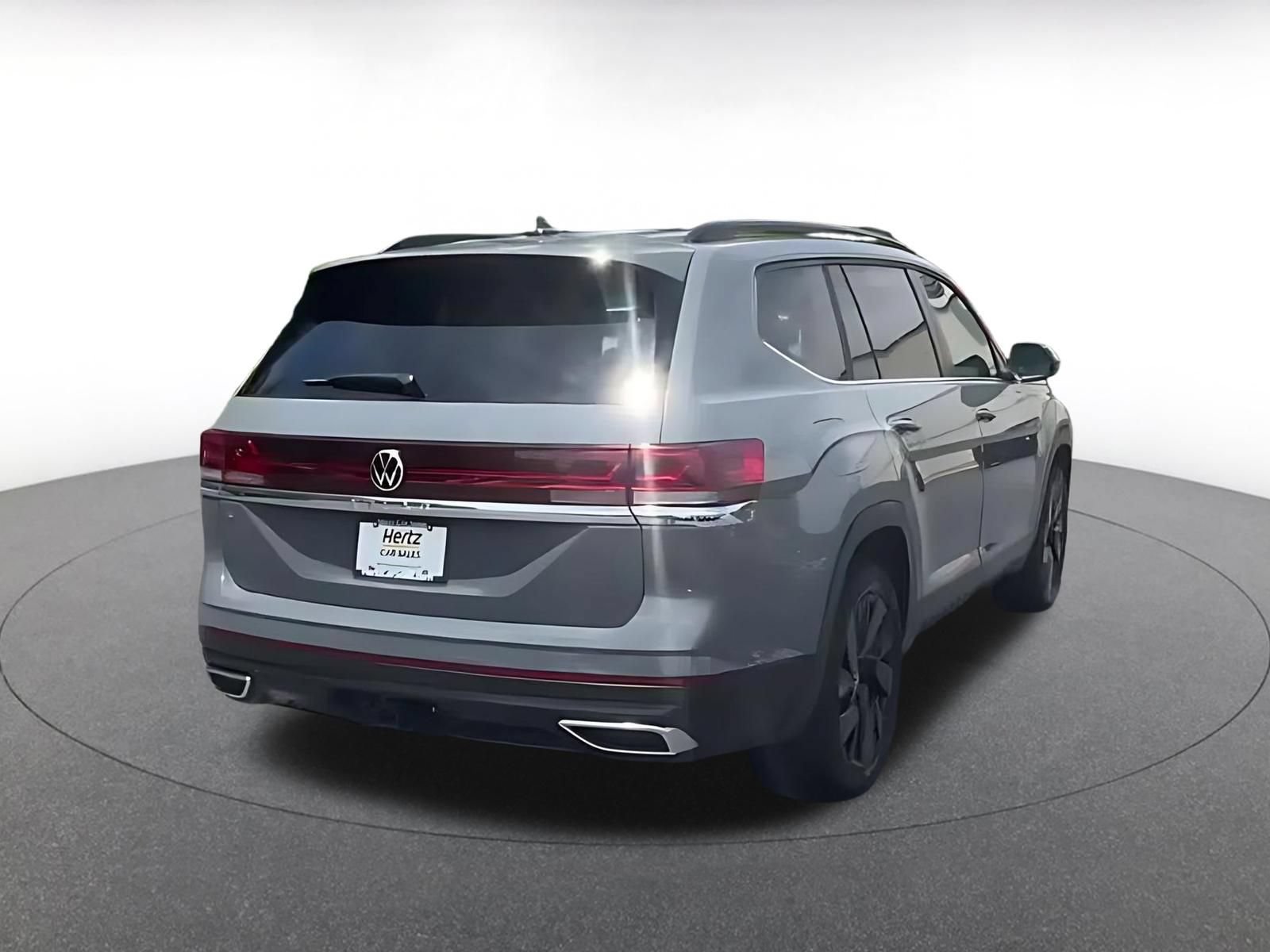 Used 2026 Volkswagen Atlas SE FWD image 15