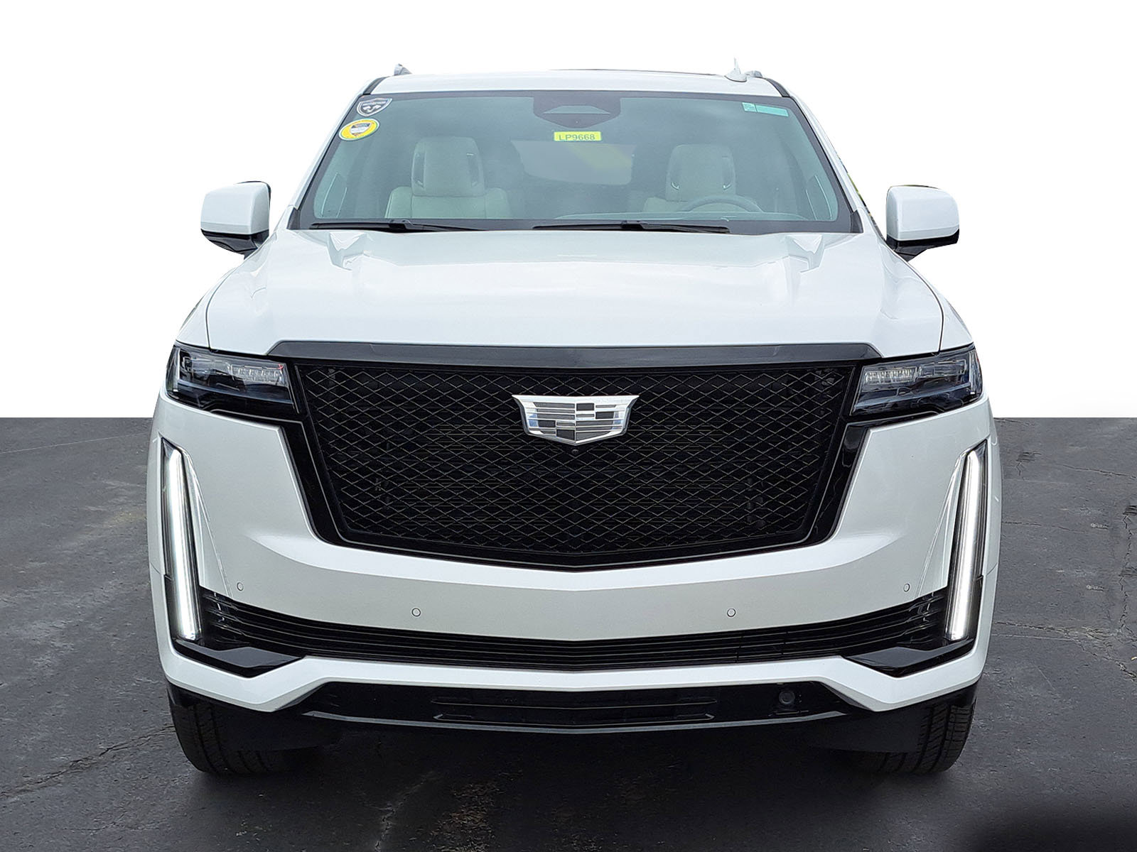 Used 2024 Cadillac Escalade ESV Sport Platinum w/ LPO, ONYX Package image 3