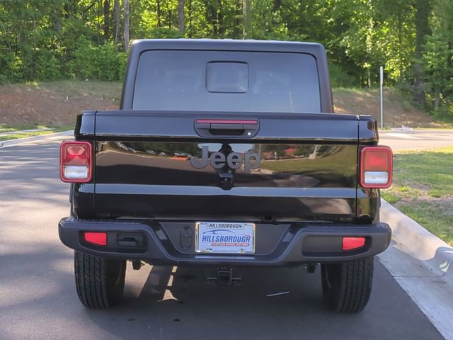 Used 2024 Jeep Gladiator Sport AWD/4WD image 12