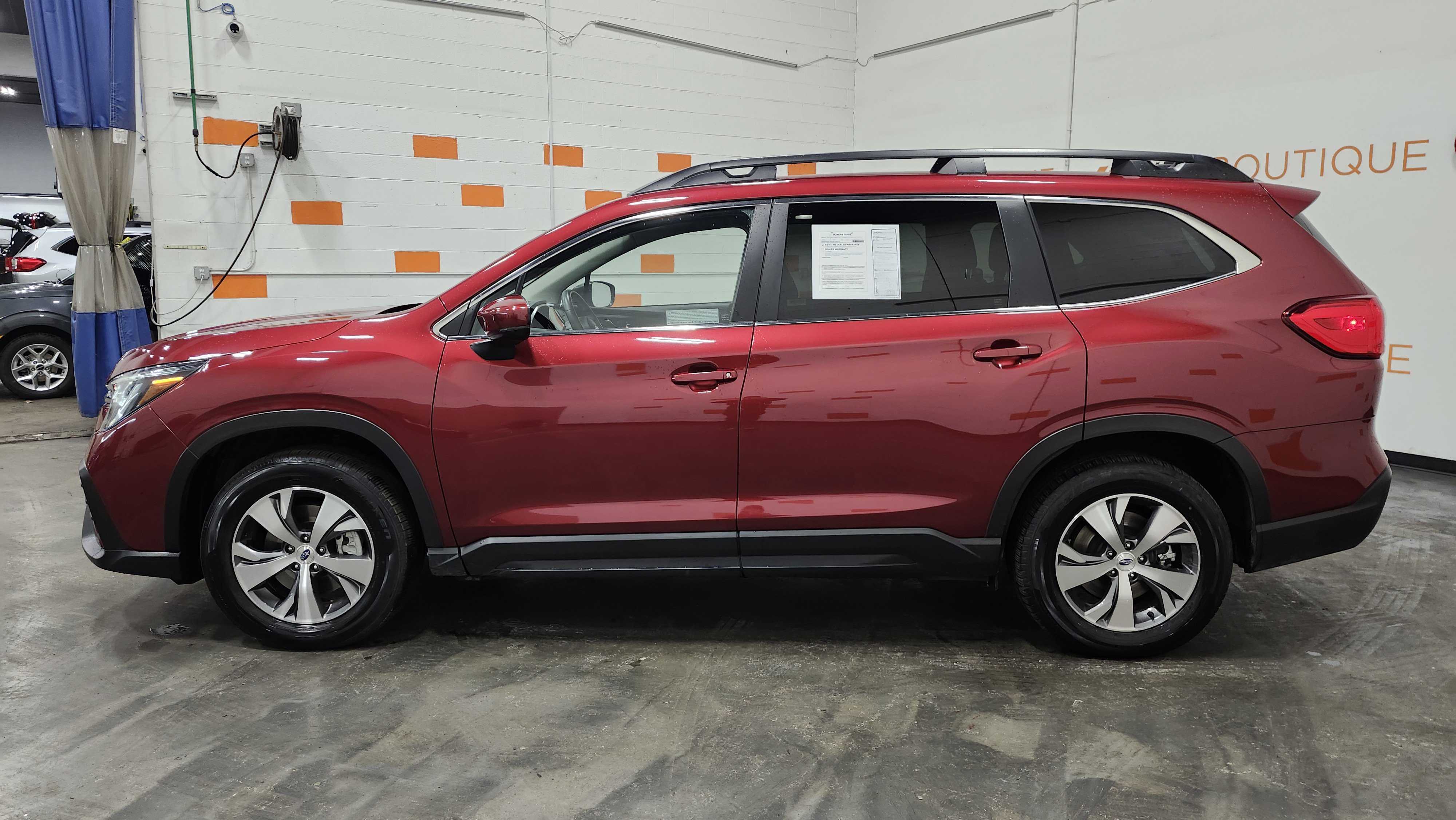Used 2025 Subaru Ascent Premium image 15