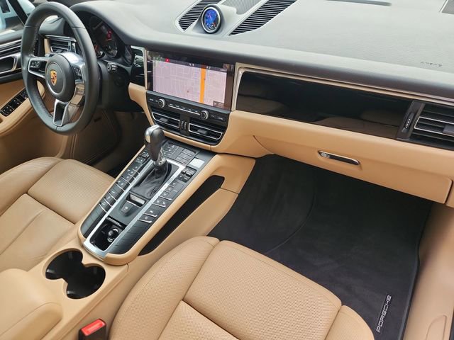 Used 2019 Porsche Macan AWD/4WD image 30