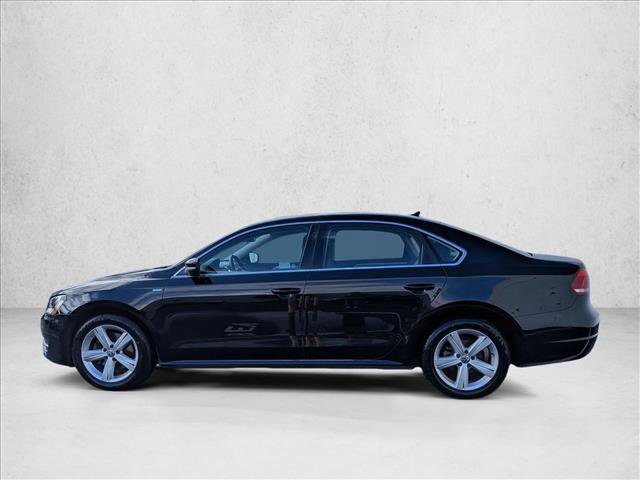 Used 2014 Volkswagen Passat 1.8T Wolfsburg Edition image 9